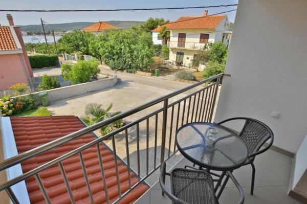Apartments Lena Sukošan Εξωτερικό φωτογραφία